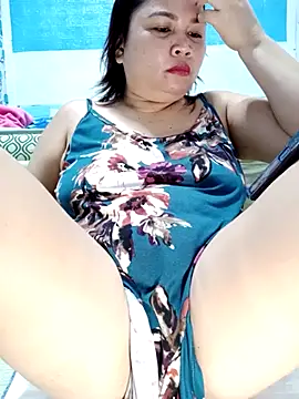 XXLorie 02 online show from March 20, 3:13 am