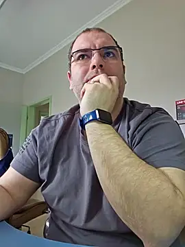 Andrew1900529 online show from February 14, 9:45 am