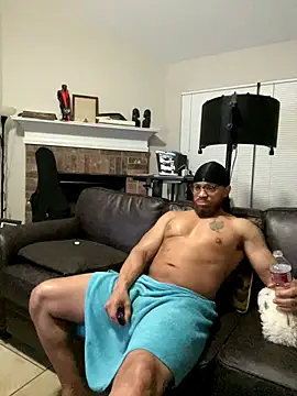 Snapshot of Fathero1time chatting on September 28, 3:56 am Fathero1time online show from September 28, 3:56 am