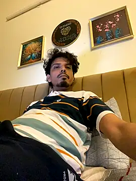 Snapshot of Talha266 chatting on September 18, 8:11 pm Talha266 online show from September 18, 8:11 pm