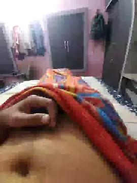 Snapshot of HotBoyOm chatting on December 9, 10:43 am HotBoyOm online show from December 9, 10:43 am