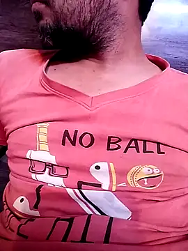 Snapshot of HotBoyOm chatting on February 15, 5:39 pm HotBoyOm online show from February 15, 5:39 pm