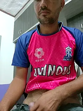 Snapshot of HotBoyOm chatting on September 22, 5:31 am HotBoyOm online show from September 22, 5:31 am