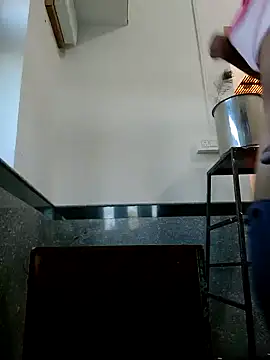 Snapshot of HotBoyOm chatting on September 23, 2:25 am HotBoyOm online show from September 23, 2:25 am