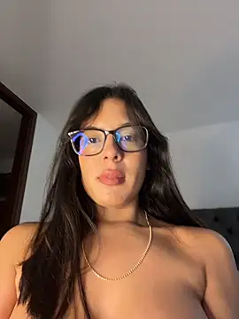 kamivolkano online show from November 2, 7:27 pm