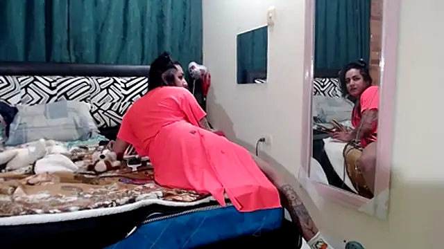 Sashaferrari2000 online show from February 12, 2:50 am