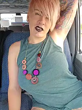 PinkTheHawk online show from January 24, 9:58 pm