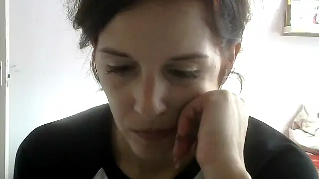 Snapshot of SexxyLety chatting on January 7, 10:43 am SexxyLety online show from January 7, 10:43 am