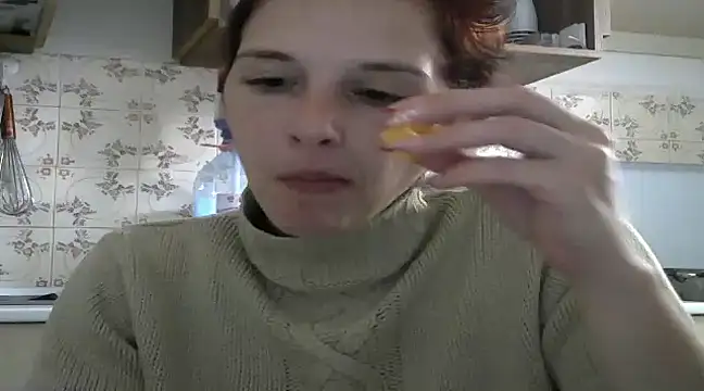 Snapshot of SexxyLety chatting on January 11, 11:45 am SexxyLety online show from January 11, 11:45 am