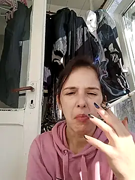 Snapshot of SexxyLety chatting on February 26, 11:41 am SexxyLety online show from February 26, 11:41 am