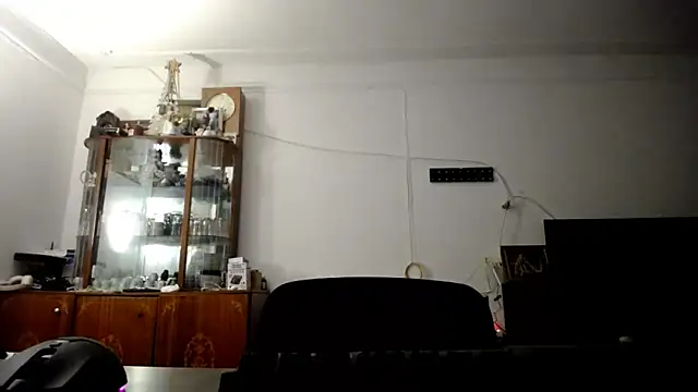 Snapshot of SexxyLety chatting on October 27, 10:03 pm SexxyLety online show from October 27, 10:03 pm