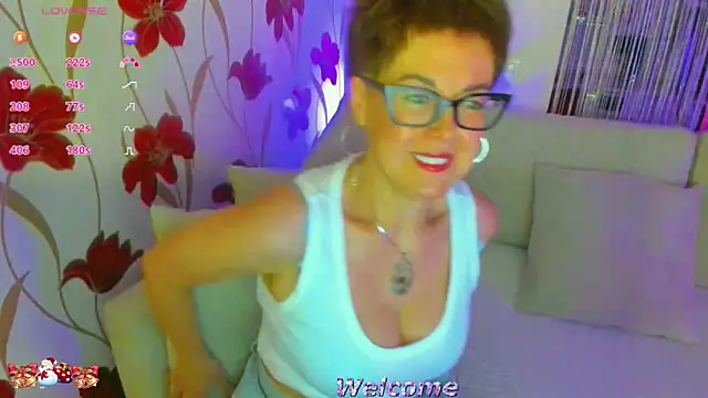 JennAlison online show from November 27, 11:56 am