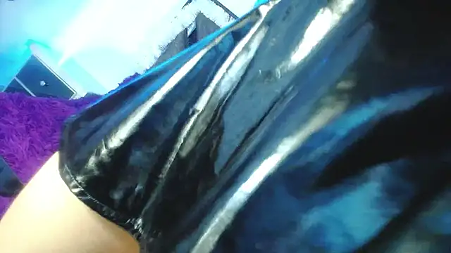 Snapshot of Salo_hot04 chatting on January 18, 12:57 am Salo hot04 online show from January 18, 12:57 am