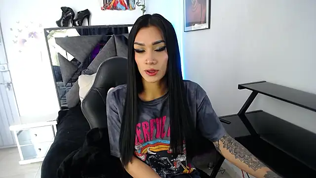 Snapshot of Salo_hot04 chatting on October 4, 3:54 pm Salo hot04 online show from October 4, 3:54 pm