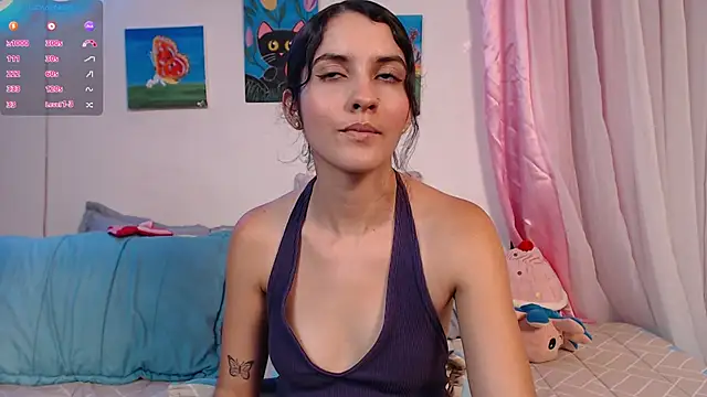 Snapshot of lailypink chatting on December 18, 12:43 am lailypink online show from December 18, 12:43 am