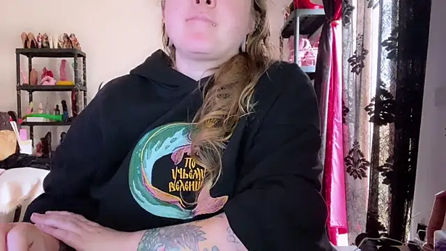 kisicaxx online show from March 9, 1:26 pm