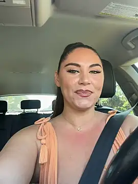 Snapshot of lovely_beast chatting on November 25, 5:57 pm lovely beast online show from November 25, 5:57 pm