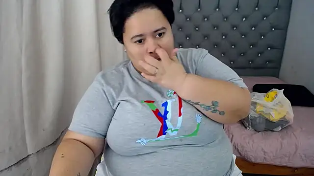 hotlesby4uxxx online show from December 27, 1:50 pm