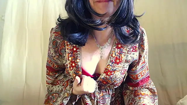 Snapshot of Fun4tipz chatting on February 21, 7:12 am Fun4tipz online show from February 21, 7:12 am