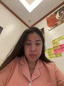 Snapshot of Tightwetholesxx chatting on November 4, 3:27 am Tightwetholesxx online show from November 4, 3:27 am