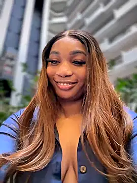 Snapshot of __Nessa__ chatting on December 1, 4:29 pm Nessa online show from December 1, 4:29 pm