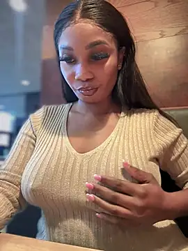 Snapshot of __Nessa__ chatting on January 19, 11:34 am Nessa online show from January 19, 11:34 am