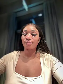 Snapshot of __Nessa__ chatting on January 25, 5:51 pm Nessa online show from January 25, 5:51 pm