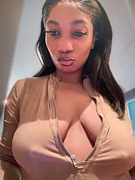 Snapshot of __Nessa__ chatting on October 5, 11:19 am Nessa online show from October 5, 11:19 am