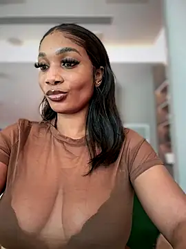 Snapshot of __Nessa__ chatting on October 25, 11:40 am Nessa online show from October 25, 11:40 am