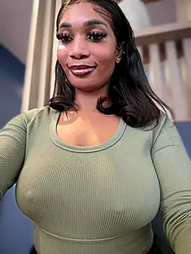 Snapshot of __Nessa__ chatting on October 26, 11:49 am Nessa online show from October 26, 11:49 am