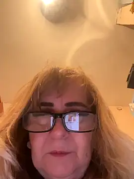 Irina2909xh online show from September 28, 2:39 am