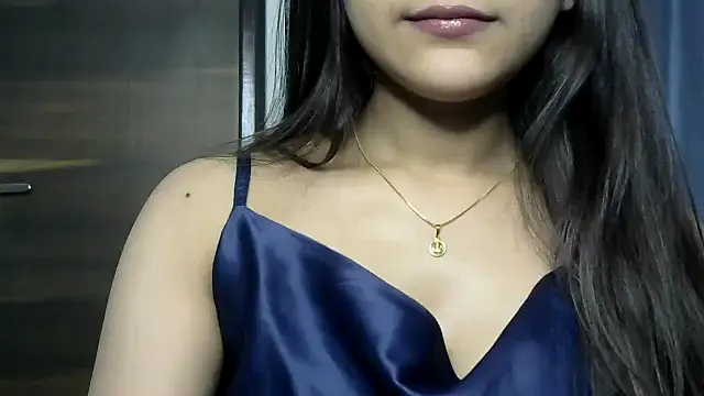 selen 5 online show from September 17, 6:09 pm