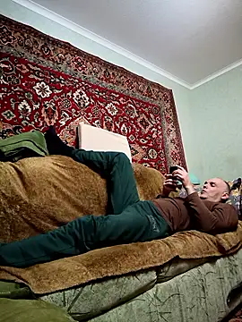 Snapshot of Sam_Colt chatting on December 16, 5:29 pm Sam Colt online show from December 16, 5:29 pm