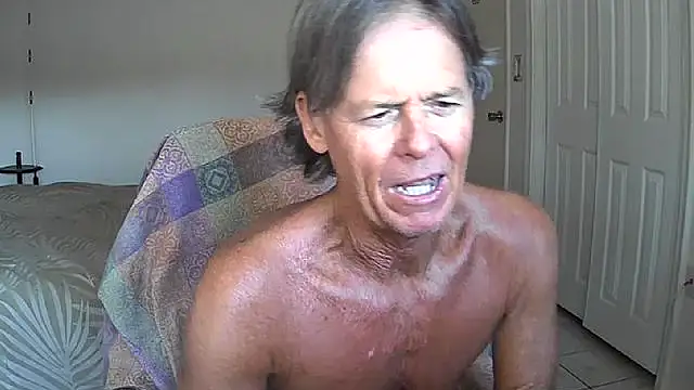 nakeedcowboi65 online show from May 16, 12:51 am