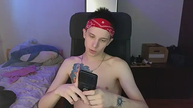 arlekincrop online show from March 13, 5:36 am