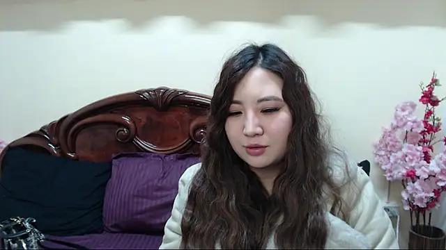 katydoll  online show from February 28, 6:31 pm