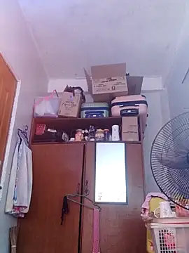 Snapshot of QueenSoreal chatting on February 17, 10:36 pm QueenSoreal online show from February 17, 10:36 pm