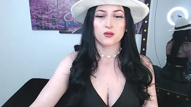 Snapshot of Evelyn_Sheeran chatting on October 29, 2:36 am Evelyn Sheeran online show from October 29, 2:36 am