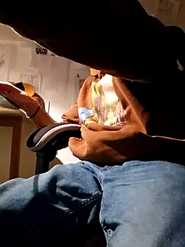 verylargecock online show from March 5, 6:37 pm