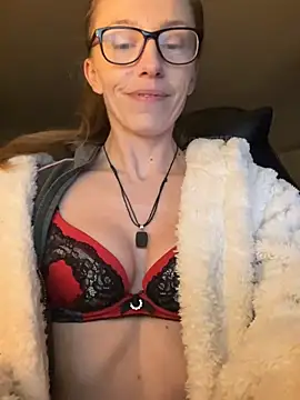 Heidi Harper online show from January 28, 4:52 pm