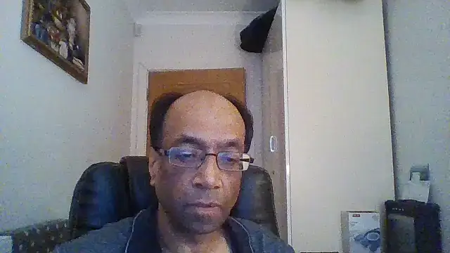 rauncher1 online show from December 3, 9:33 am