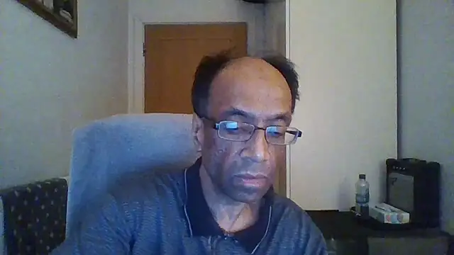 rauncher1 online show from October 20, 8:04 am