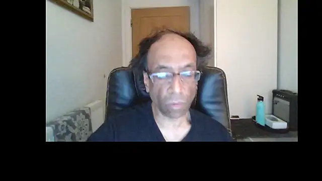 rauncher1 online show from May 28, 9:06 am