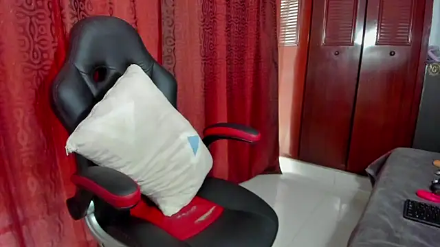 LUISSA  online show from January 31, 12:18 pm