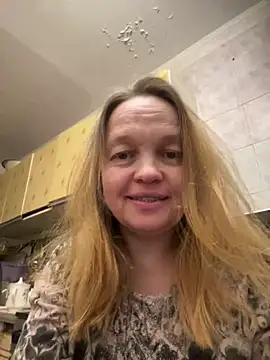 Susanel online show from February 2, 9:13 pm