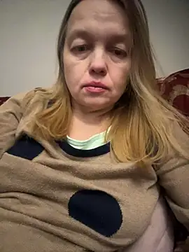 Susanel online show from February 21, 7:43 pm