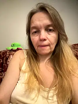 Susanel online show from September 23, 6:11 pm