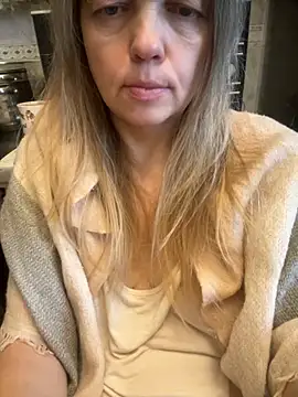 Susanel online show from November 28, 11:57 am