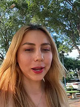 Brittanyrosexx online show from October 28, 8:33 pm