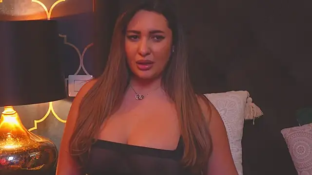 YaaraCollins online show from January 18, 7:49 am